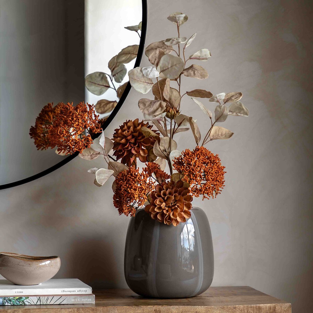 Autumnal Dahlia Bouquet in Rust orange, ÉDITÉ
