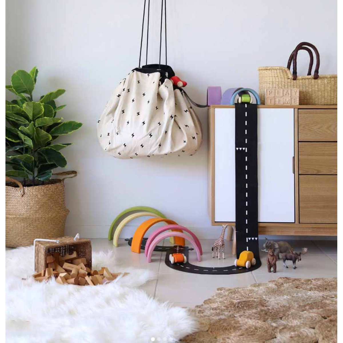 play&go - tapis de jeu & sac à jouets - roadmap/ thunderbolt ecru/noir, PLAY ET GO