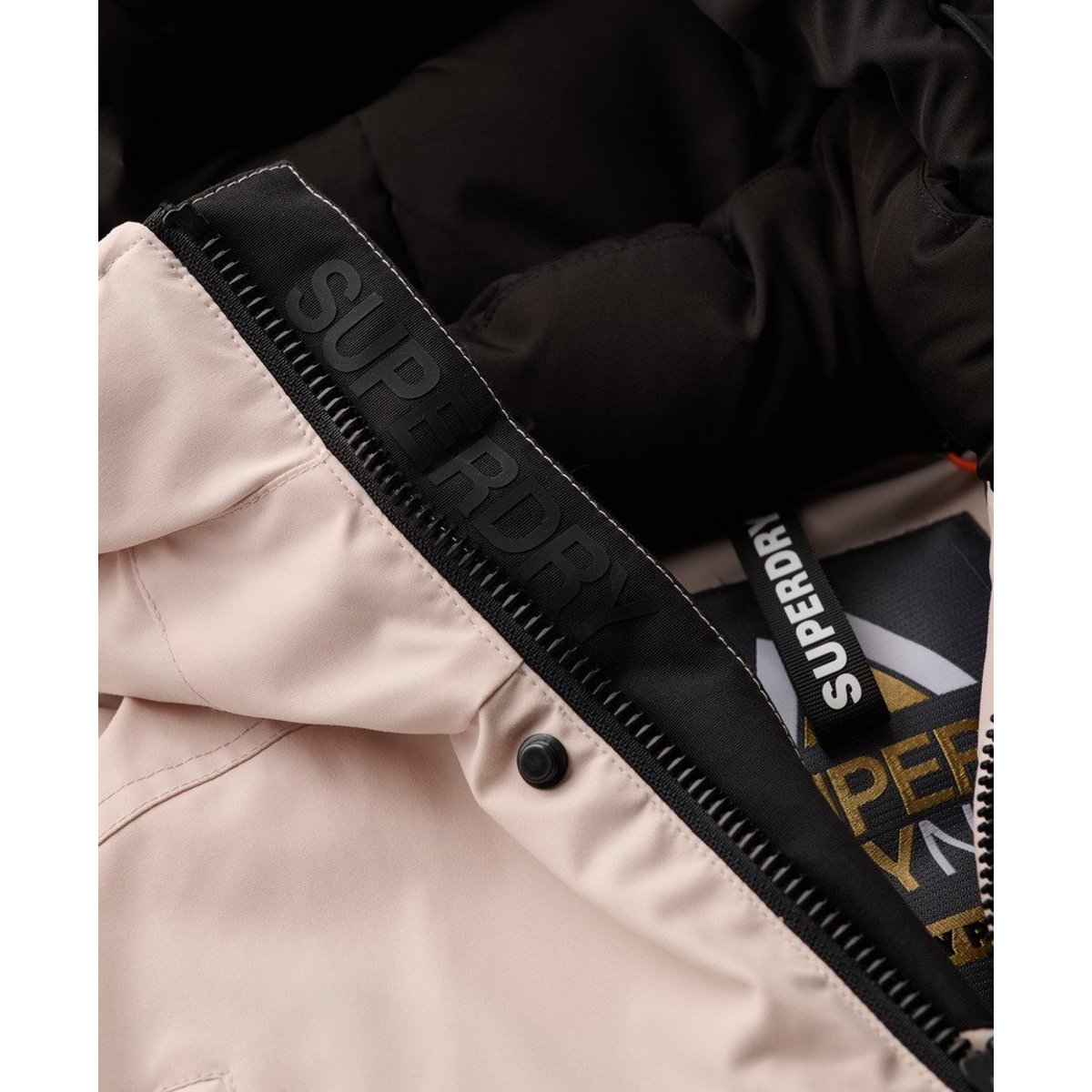 Bomber rembourré City gris cassé, SUPERDRY