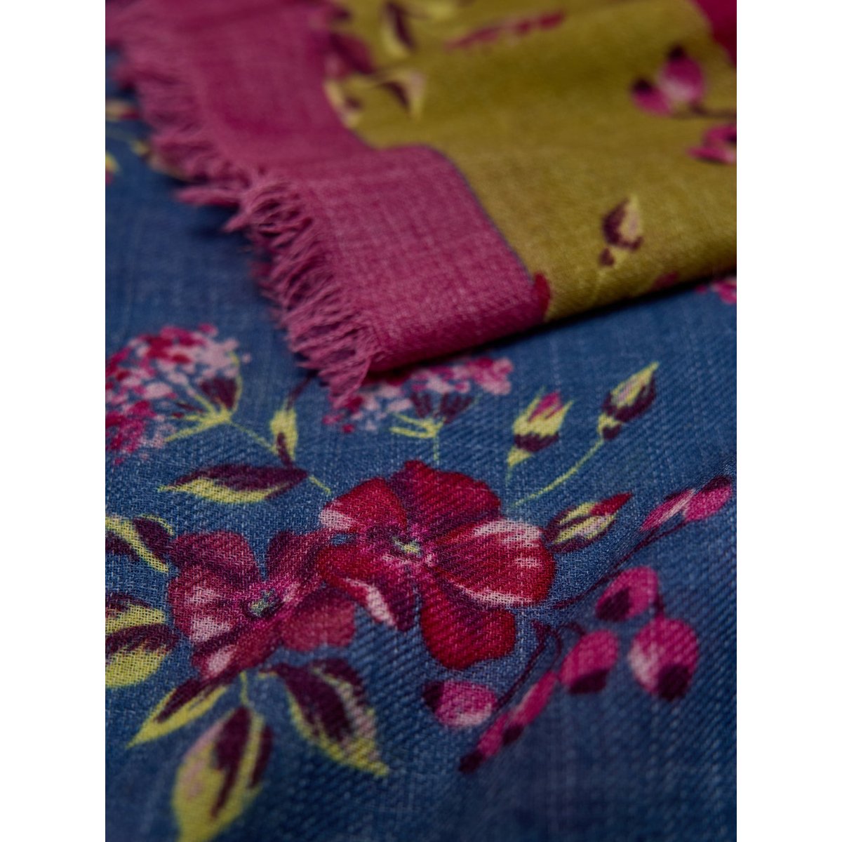 Foulard imprimé en laine bleu, CYRILLUS