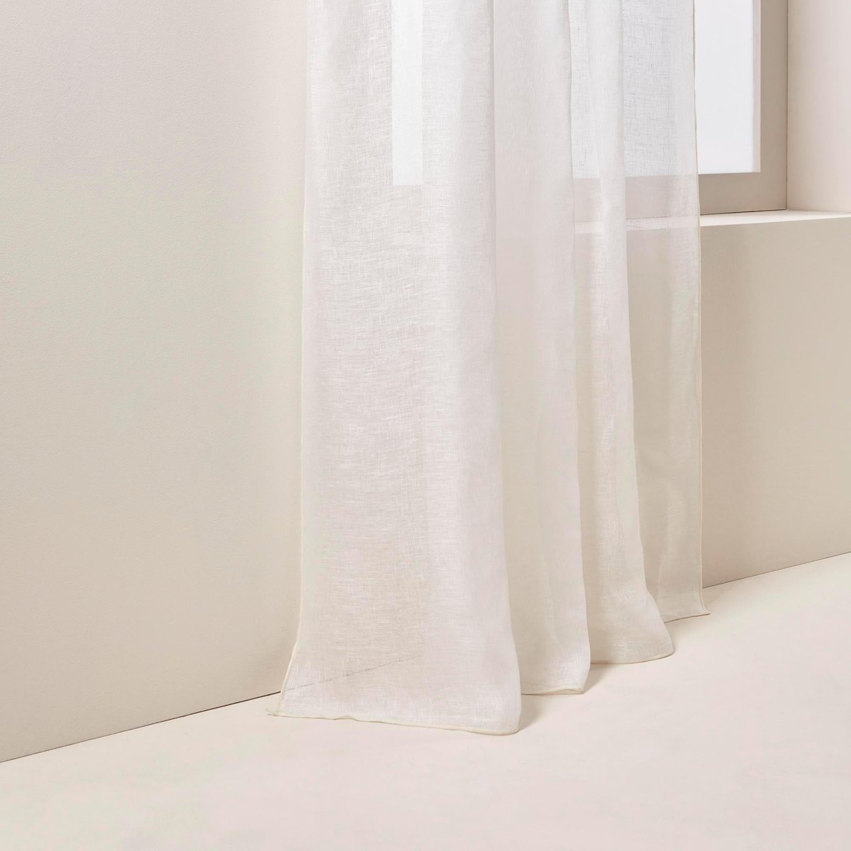 Voilage Panneau en 100% lin vaporeux SHADOW blanc pur et bourdon ivoire, MADURA