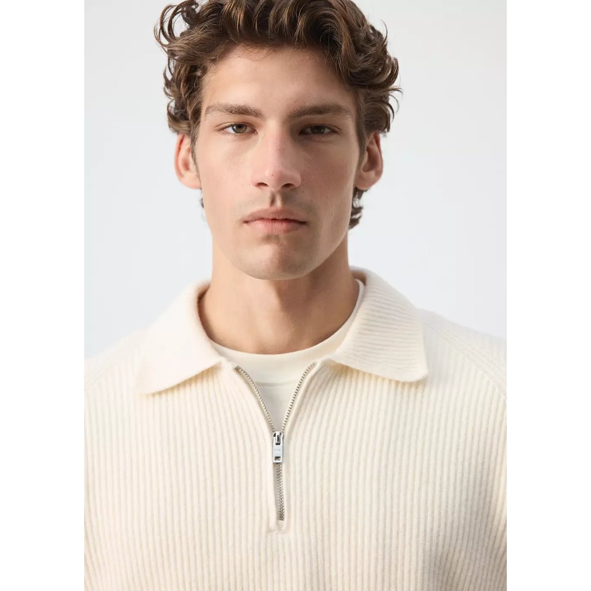 Pull polo côtelé en mélange de laine et de coton blanc cassé, MANGO MAN