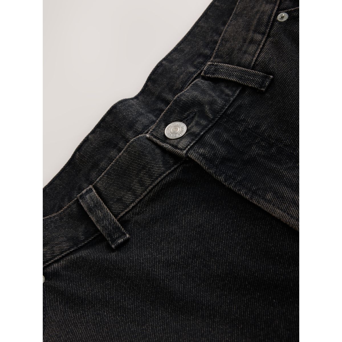 Jean cargo noir, NEXT