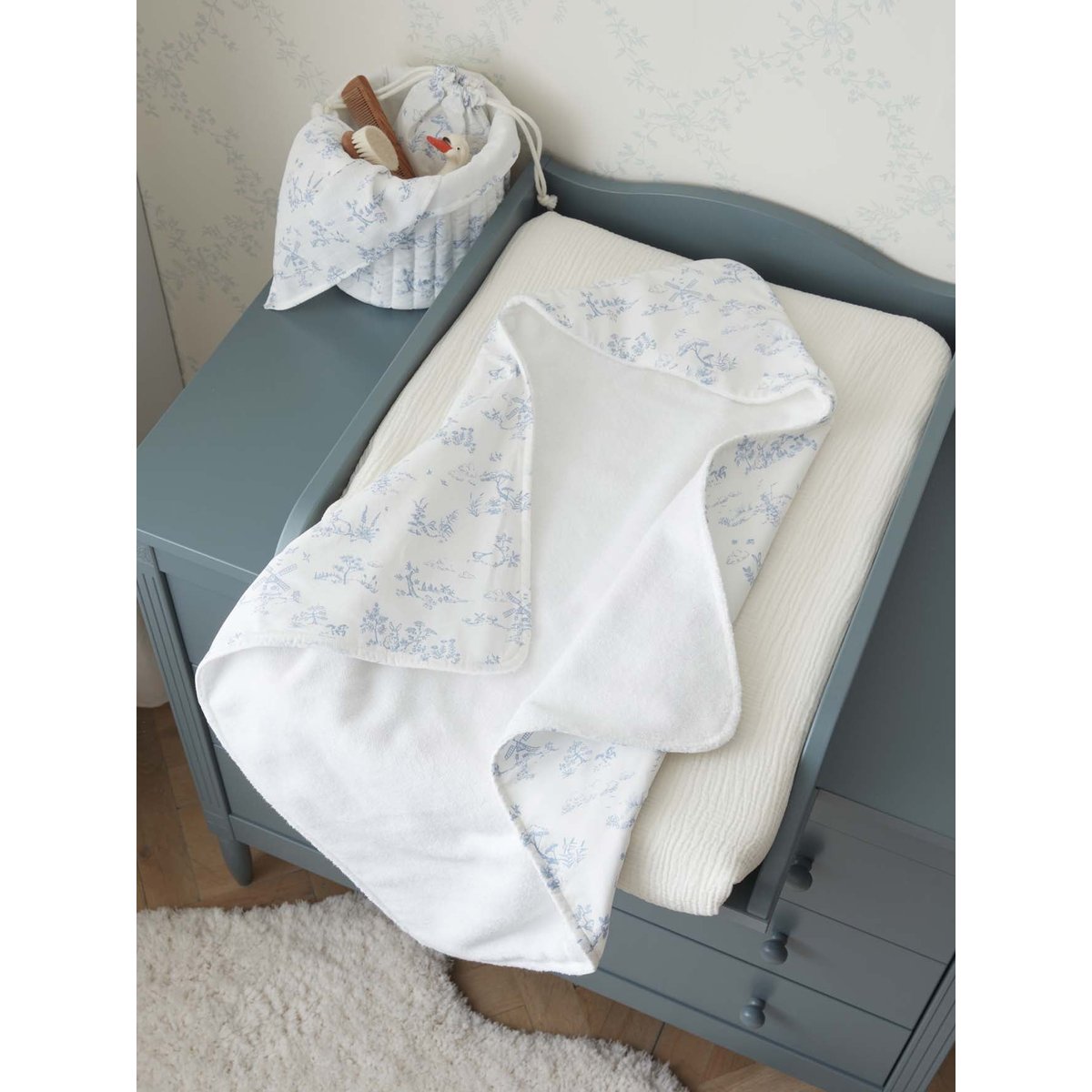 Cape de bain coton biologique et éponge jouy bleu, CYRILLUS