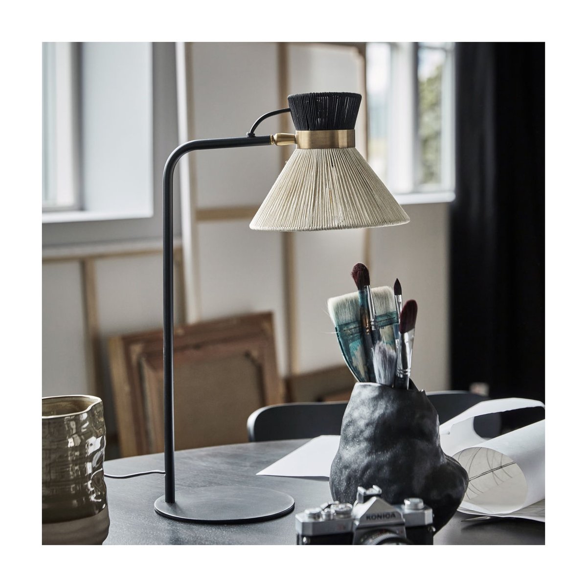 Lampe de table Cord noir, beige, laiton, HOUSE DOCTOR