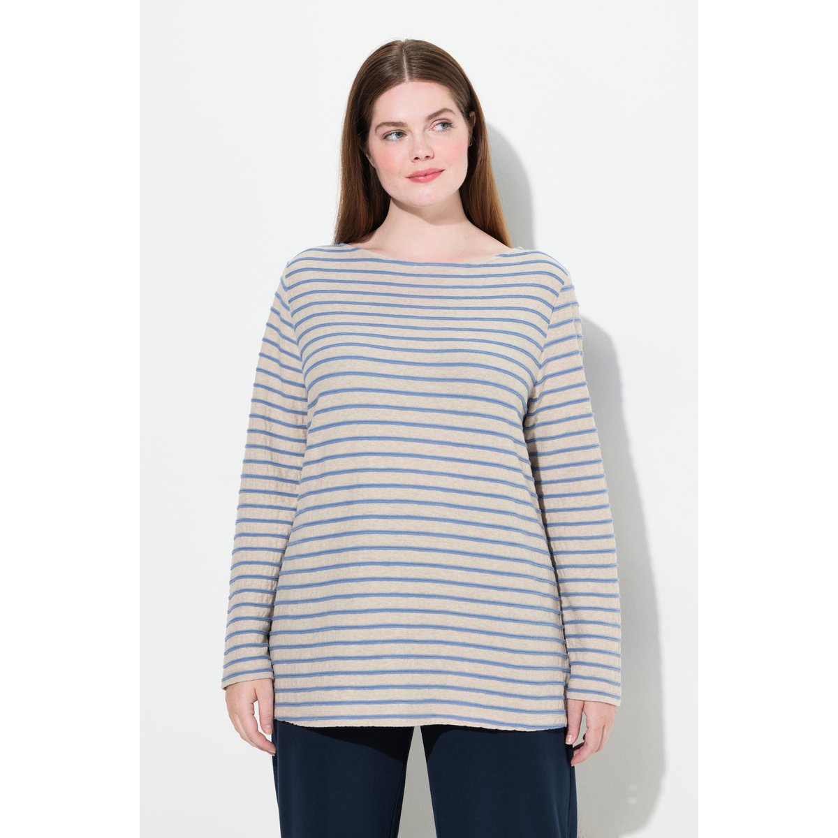 T-shirt rayé en coton bio bleu jean, ULLA POPKEN