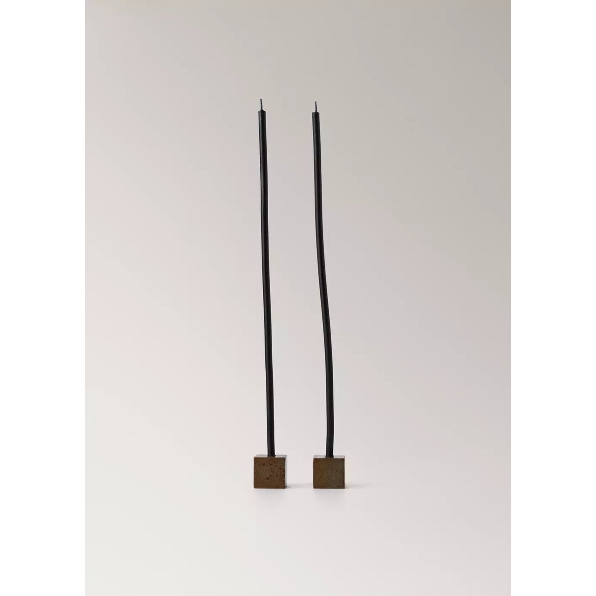 Bougies décoratives, design allongé, détail base 20 pcs noir, MANGO HOME