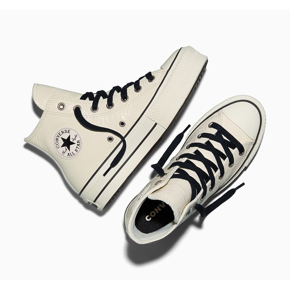 Baskets CHUCK TAYLOR ALL STAR LIFT HI ELEVATED SHINE PATENT beige nacre, CONVERSE
