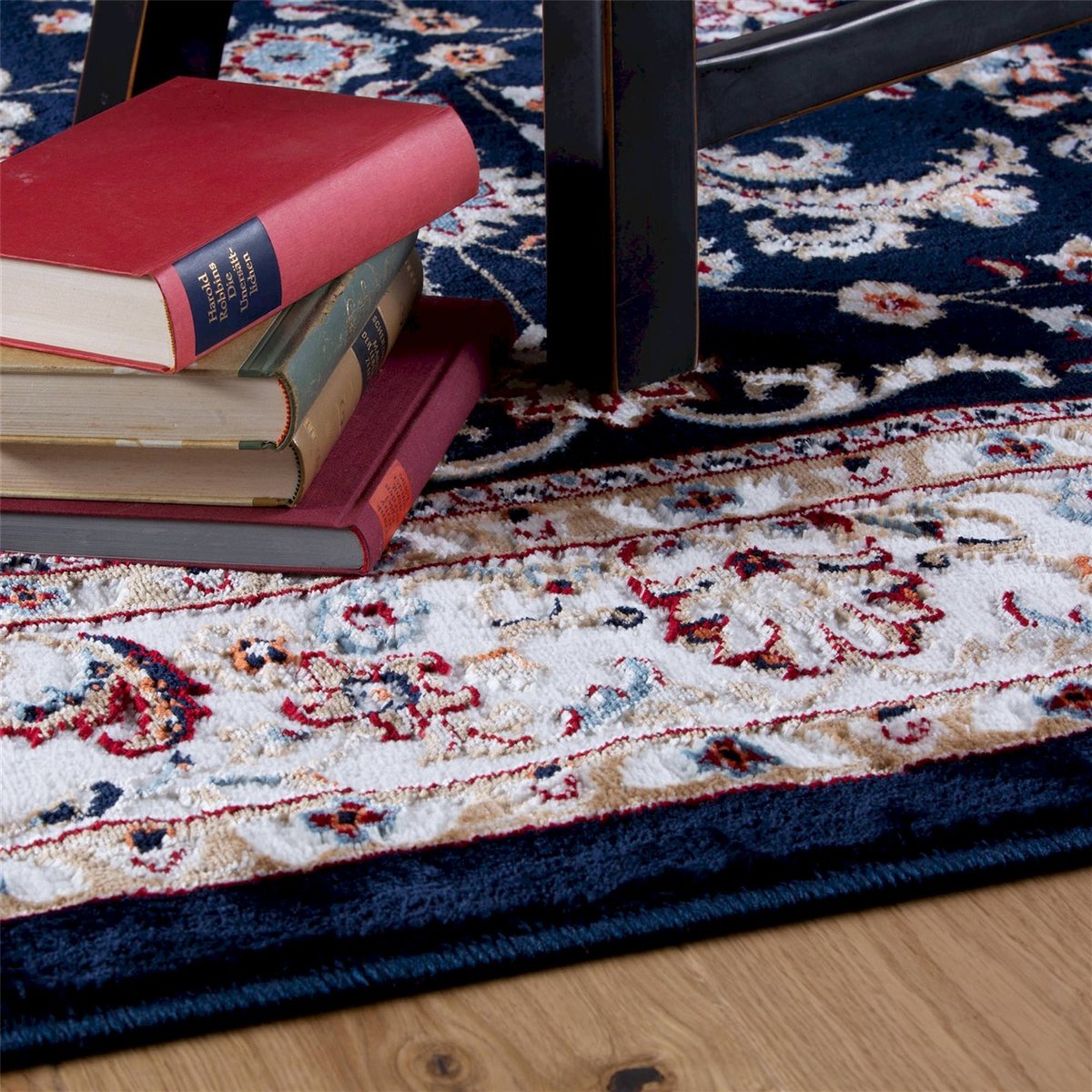 Tapis oriental fleuri effet 3d, Dos en jute bleu marine à bordure ivoire, ARTE ESPINA