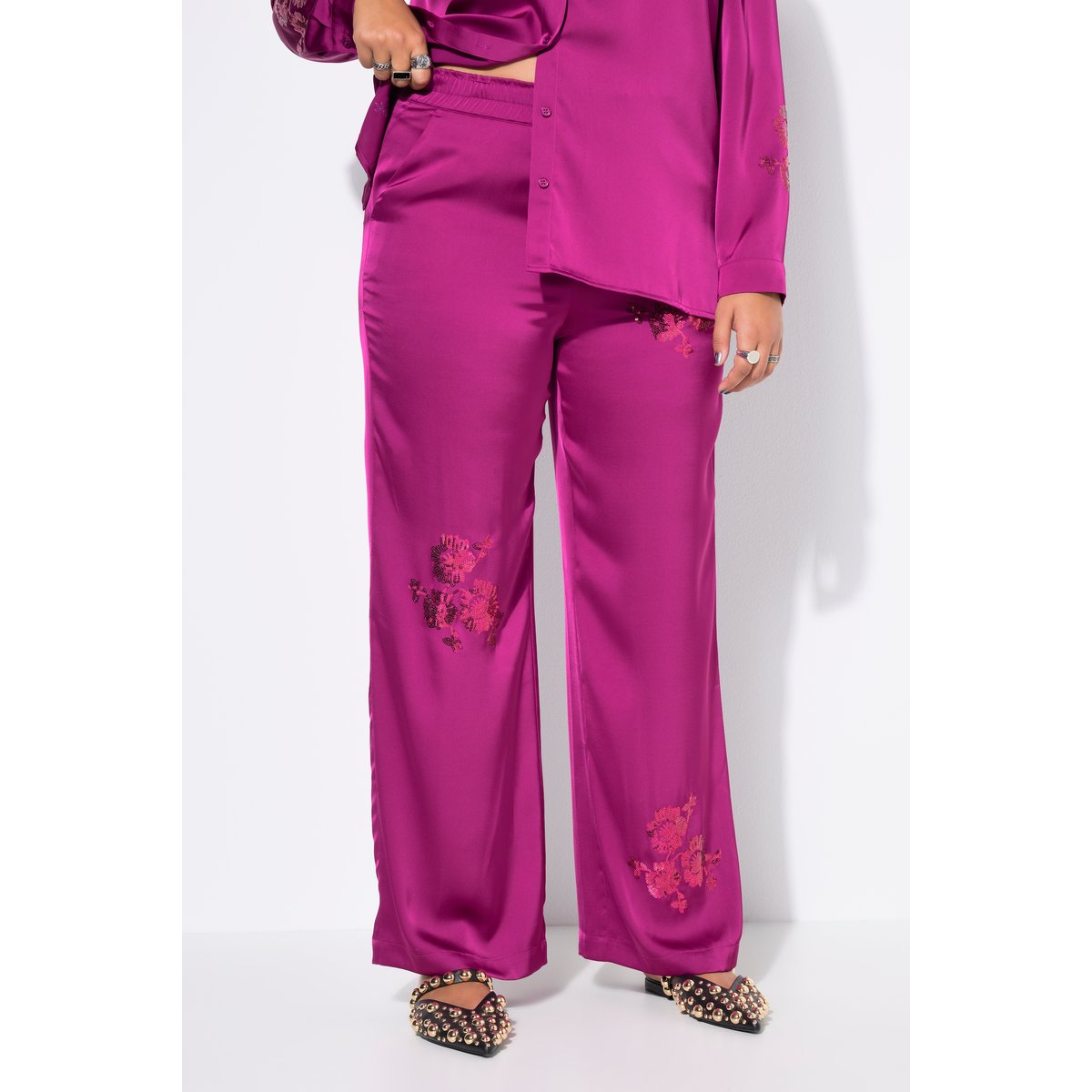 Pantalon coupe Wide Legs, fleur pailletée mûres, STUDIO UNTOLD