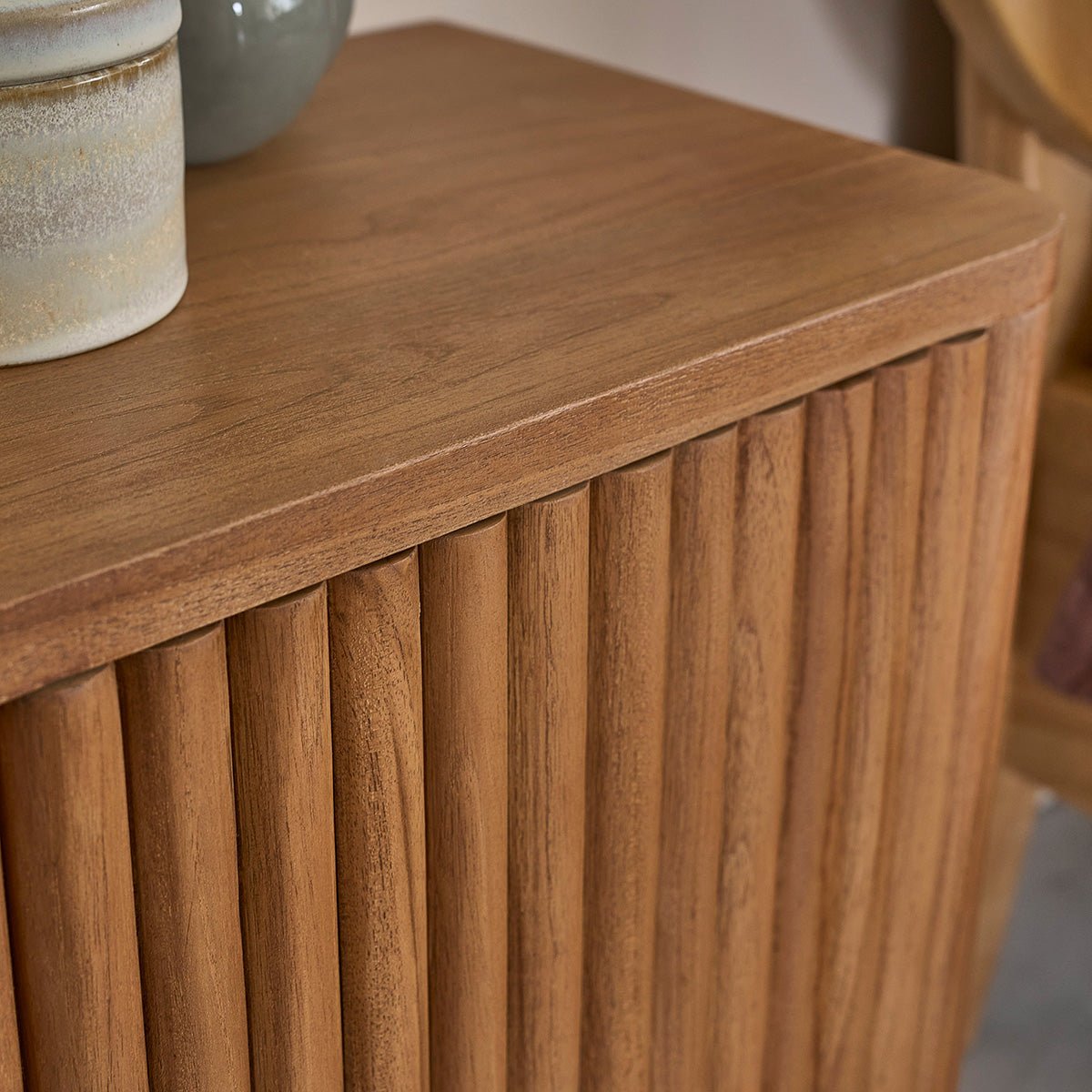 Table de chevet en teck massif 40 cm 1 porte COLINE naturel, BERAH GETAH