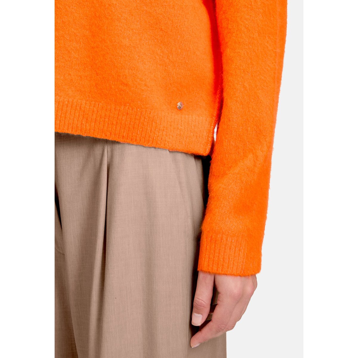 Pull-over en maille à encolure ronde neon orange, BETTY & CO