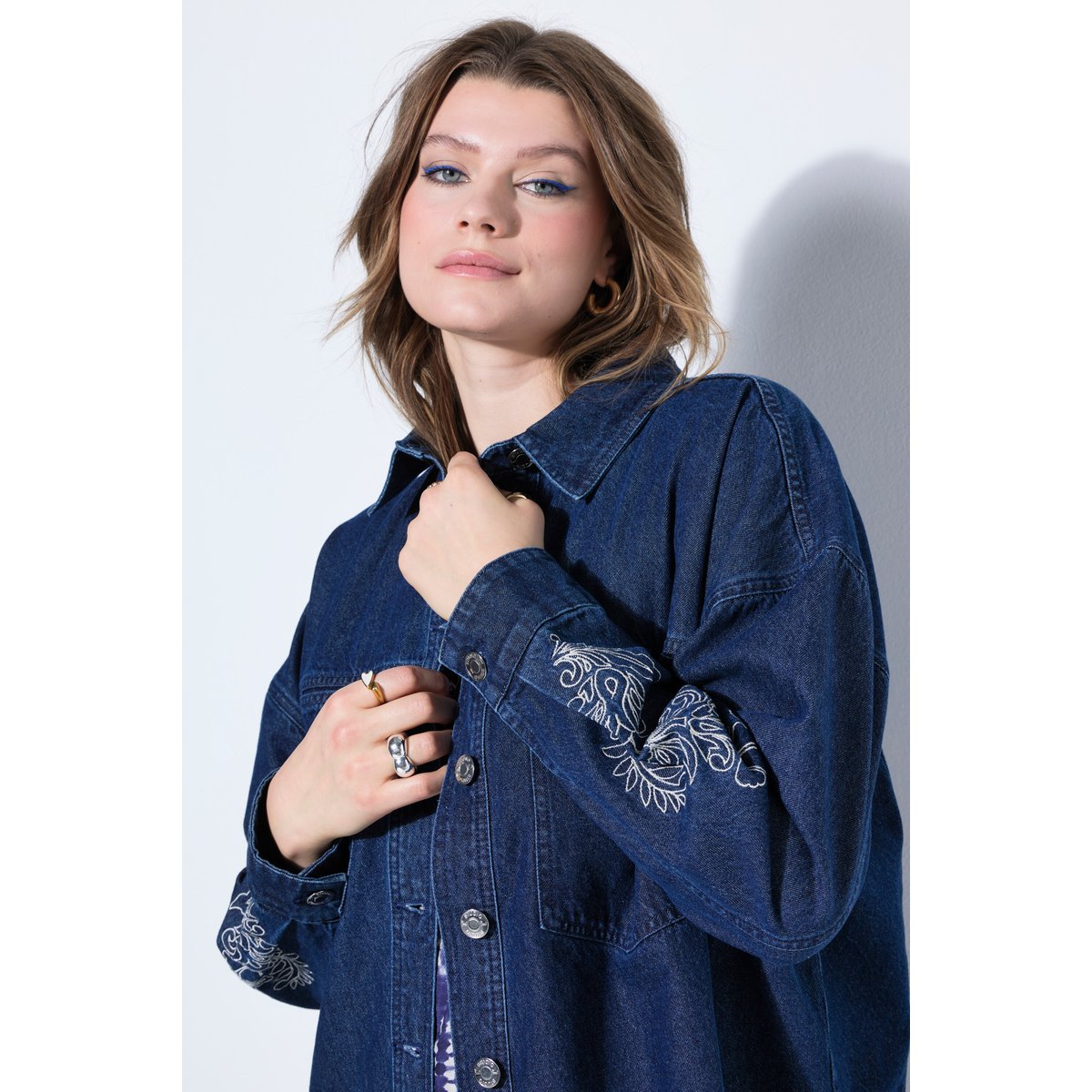 Chemise en jean, coupe oversize bleu jean, STUDIO UNTOLD