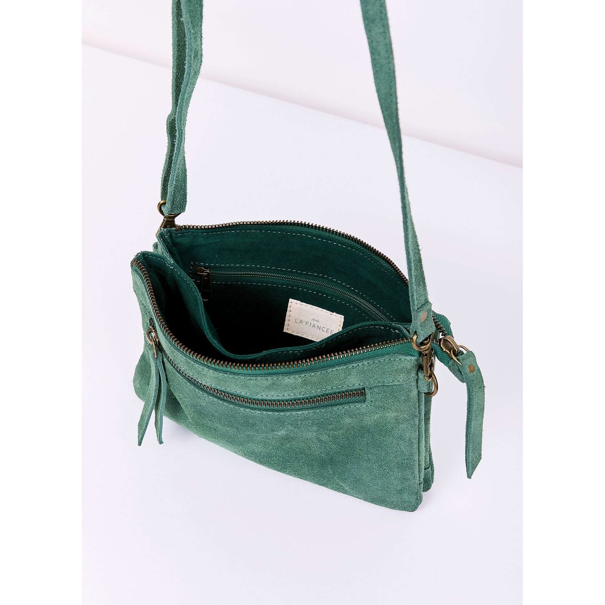 Sac bandoulière en cuir avec double pochette AGAVE vert agave, LA FIANCÉE