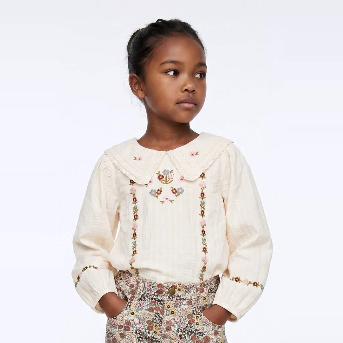 Blouse avec double col et broderie en coton amaretti, MONOPRIX