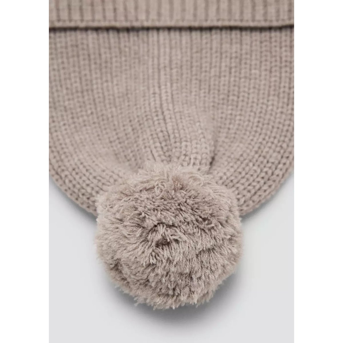 Bonnet en maille avec pompon et cache-oreilles sable, MANGO BABY