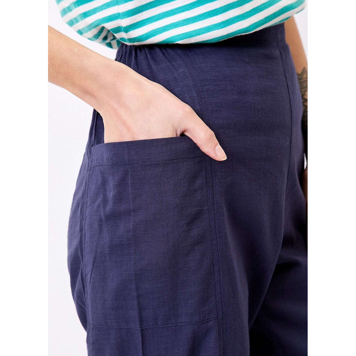 Pantalon coton bio droit avec poches DANI bleu marine, LA FIANCÉE
