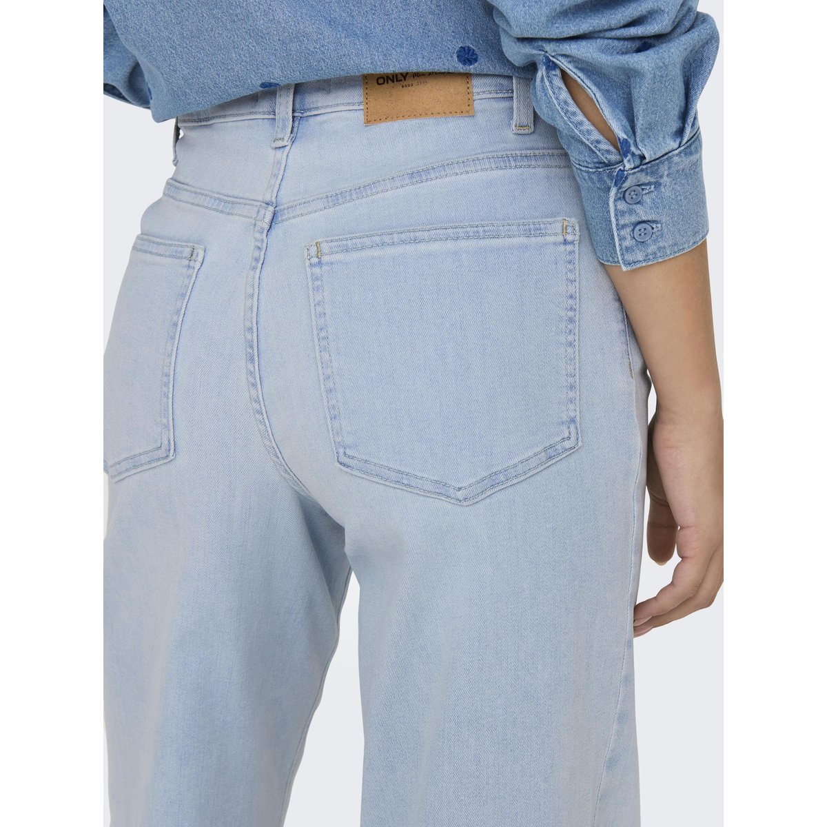 Jean à jambe large ONLMADISON Taille haute Wide Leg Fit Jeans light blue bleached denim, ONLY