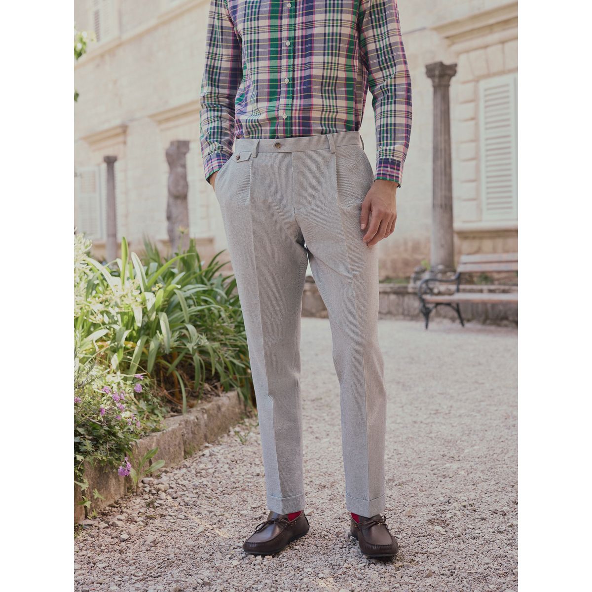 Pantalon de costume ajusté rayé en seersucker signature bleu, NEXT