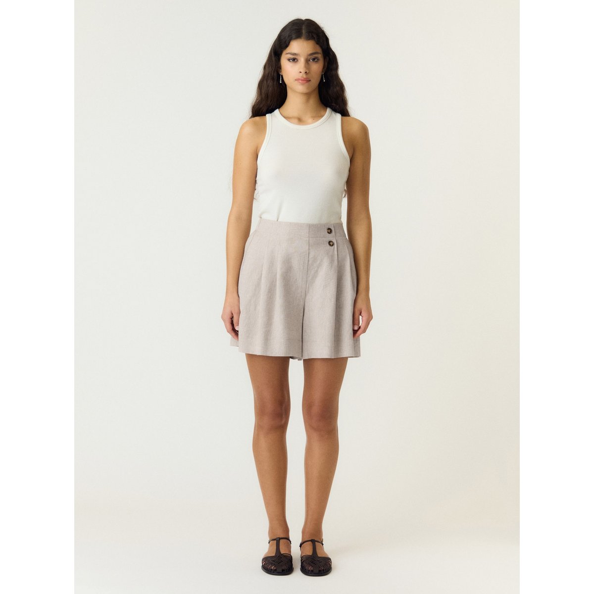 Short gris - white pepper1, YAS