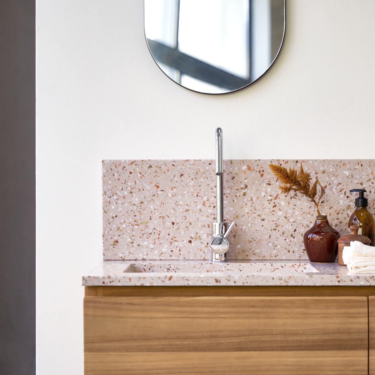 Crédence en Terrazzo premium, AVA rose, TIKAMOON