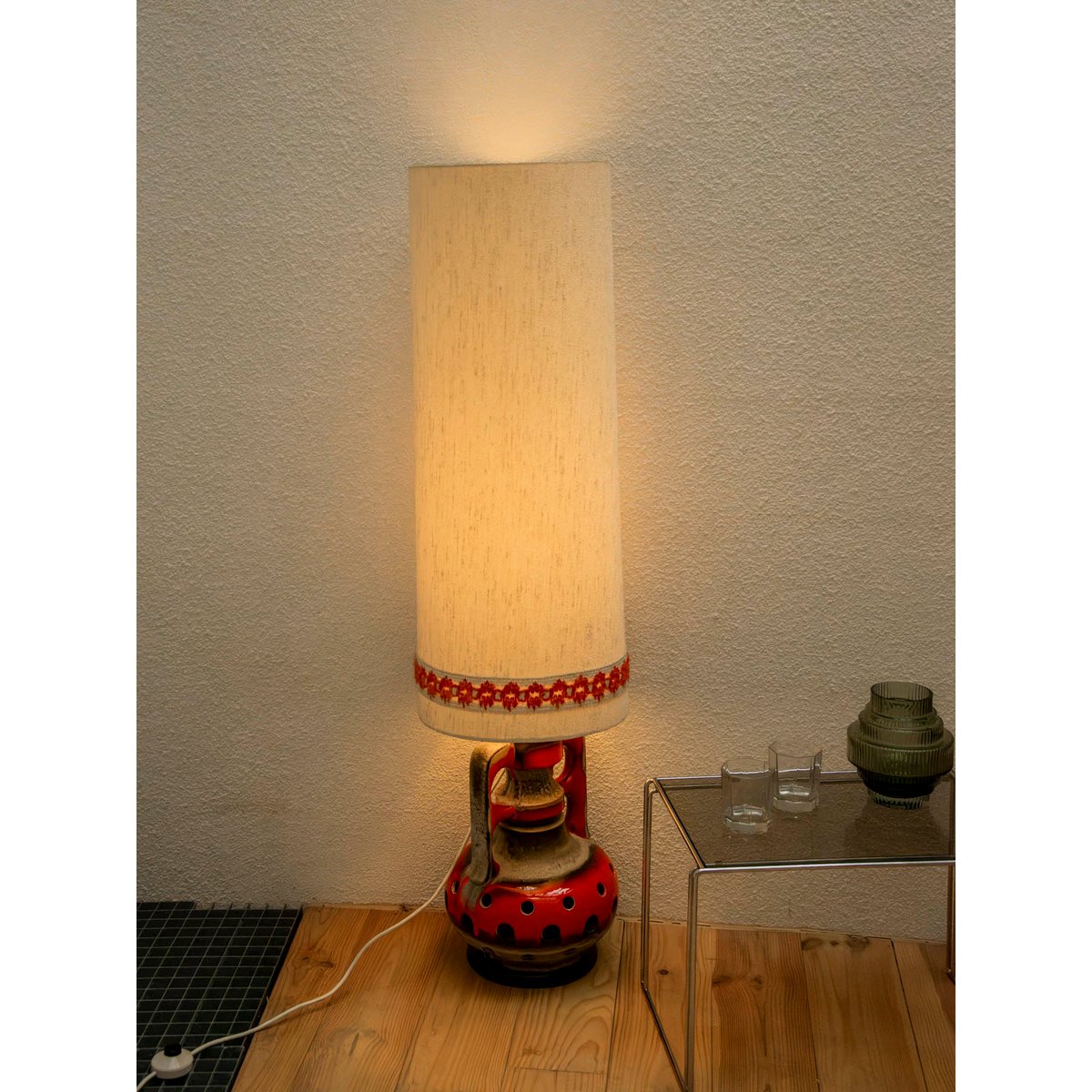 Grande lampe élégante et raffinée Julia N°1113 - Bon état beige, DEBONGOUT