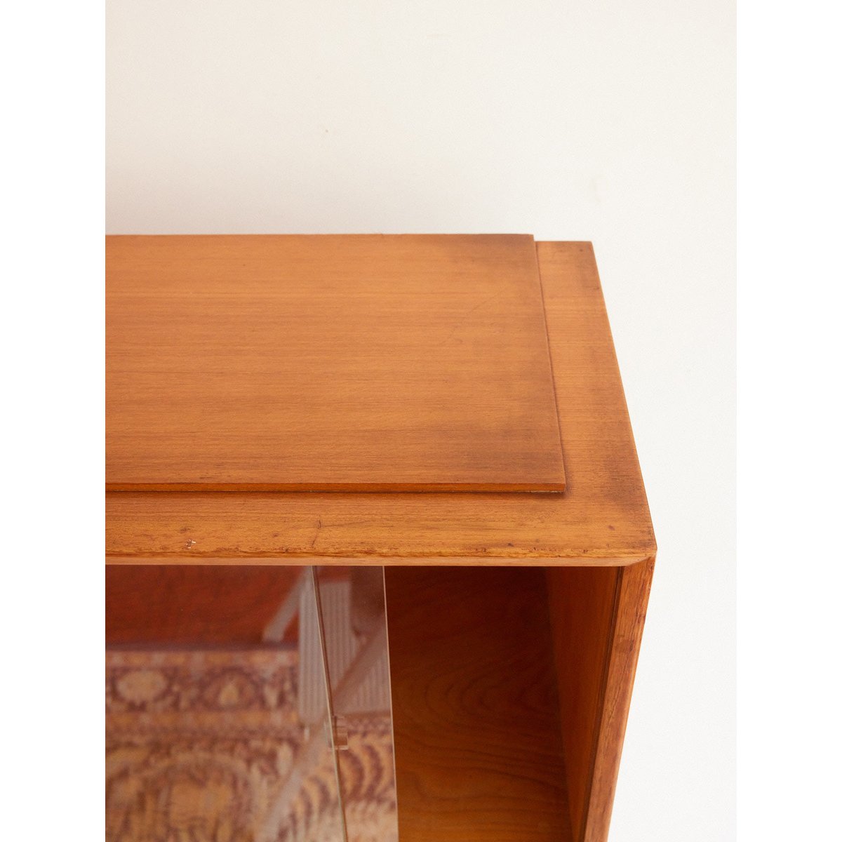 Vitrine en bois Victoria N°1360 - Bon état bois clair, DEBONGOUT