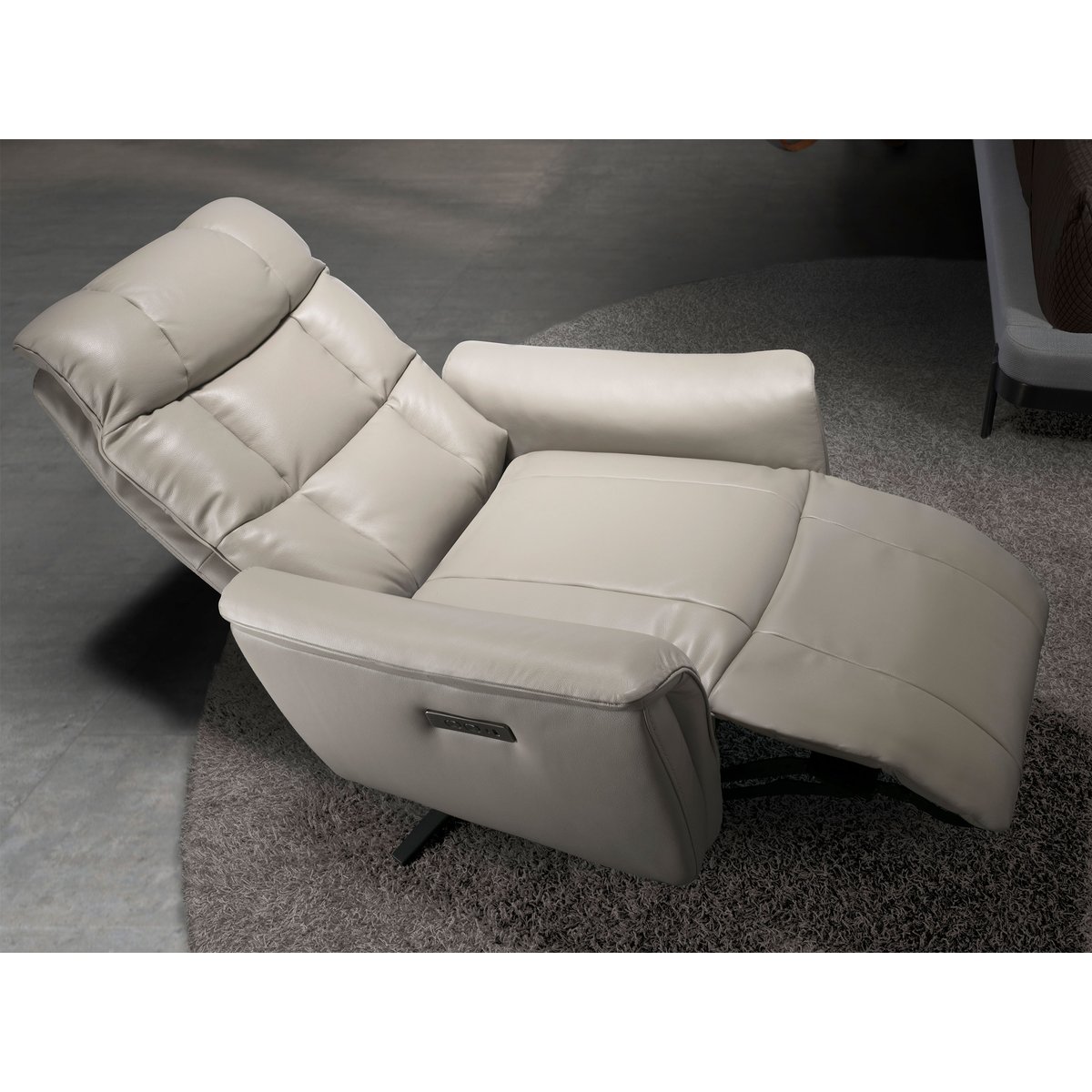Fauteuil pivotant en cuir gris | noir, ANGEL CERDA