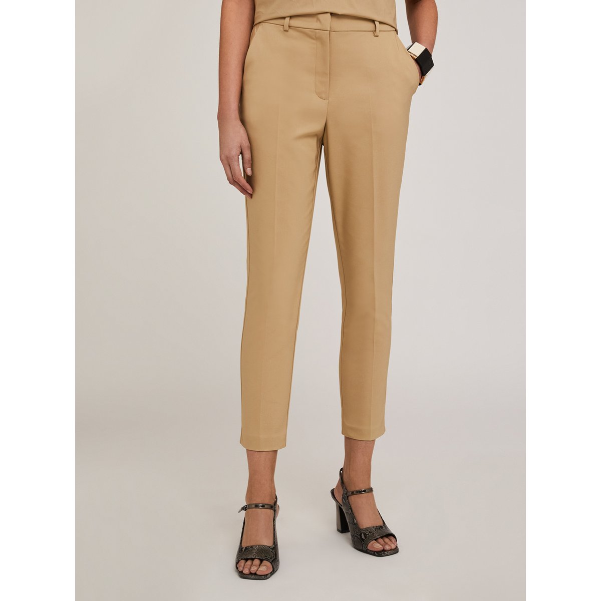 Pantalon Regular en tissu technique beige, MOTIVI