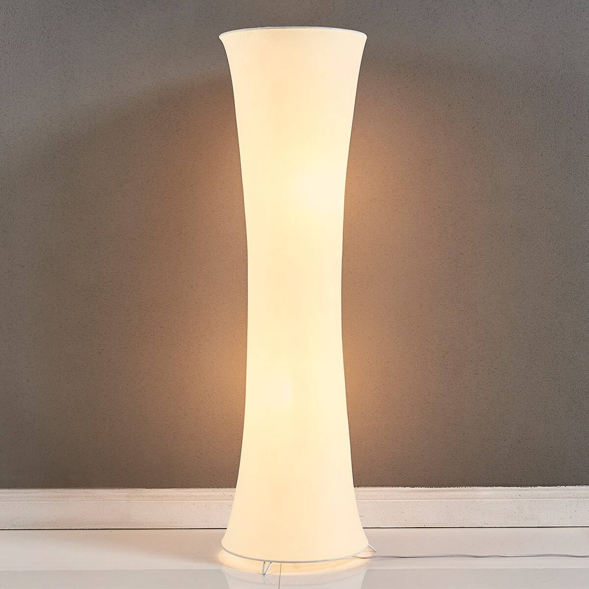 Lampadaire en textile moderne, Liana blanc, LINDBY