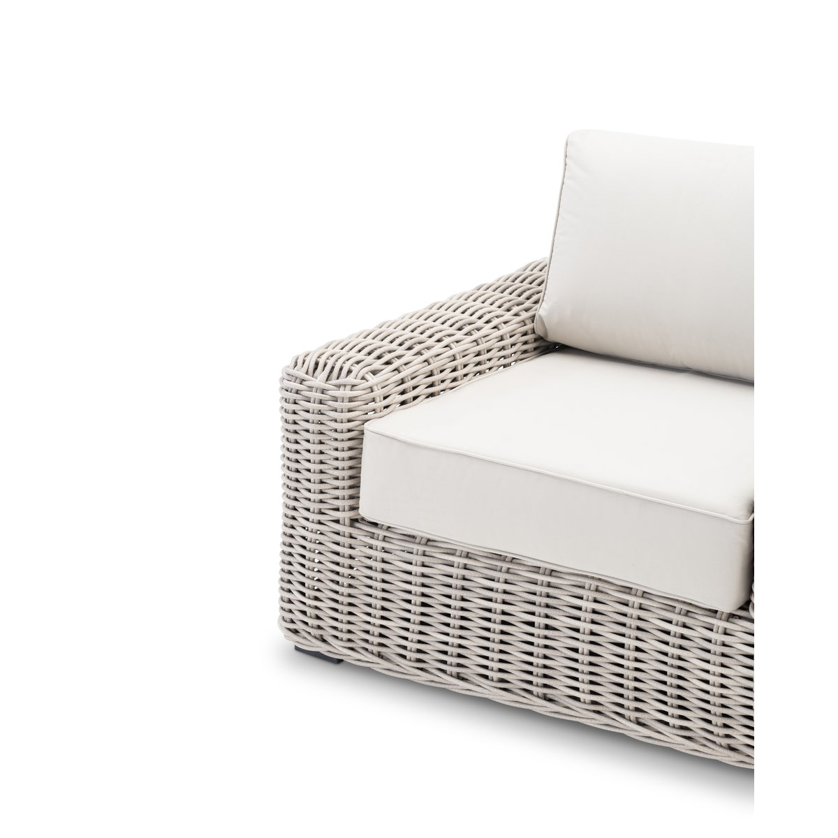 Fauteuil rotin, TAHITI gris, coussin beige, DEFORA HOME