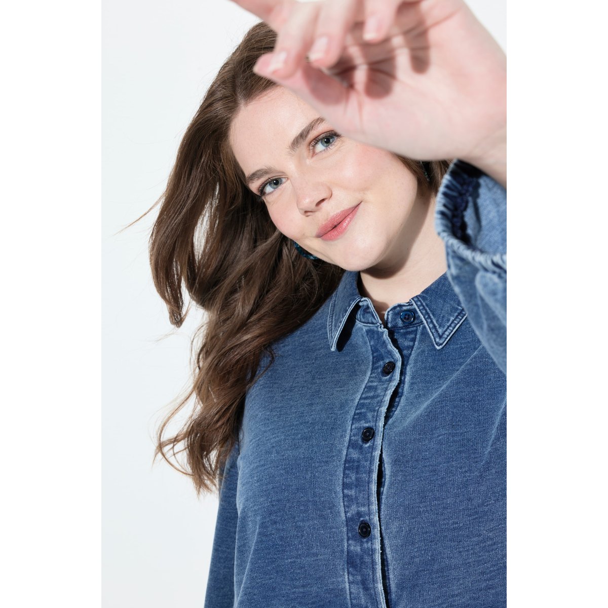 Robe en molleton à volants denim indigo, ULLA POPKEN