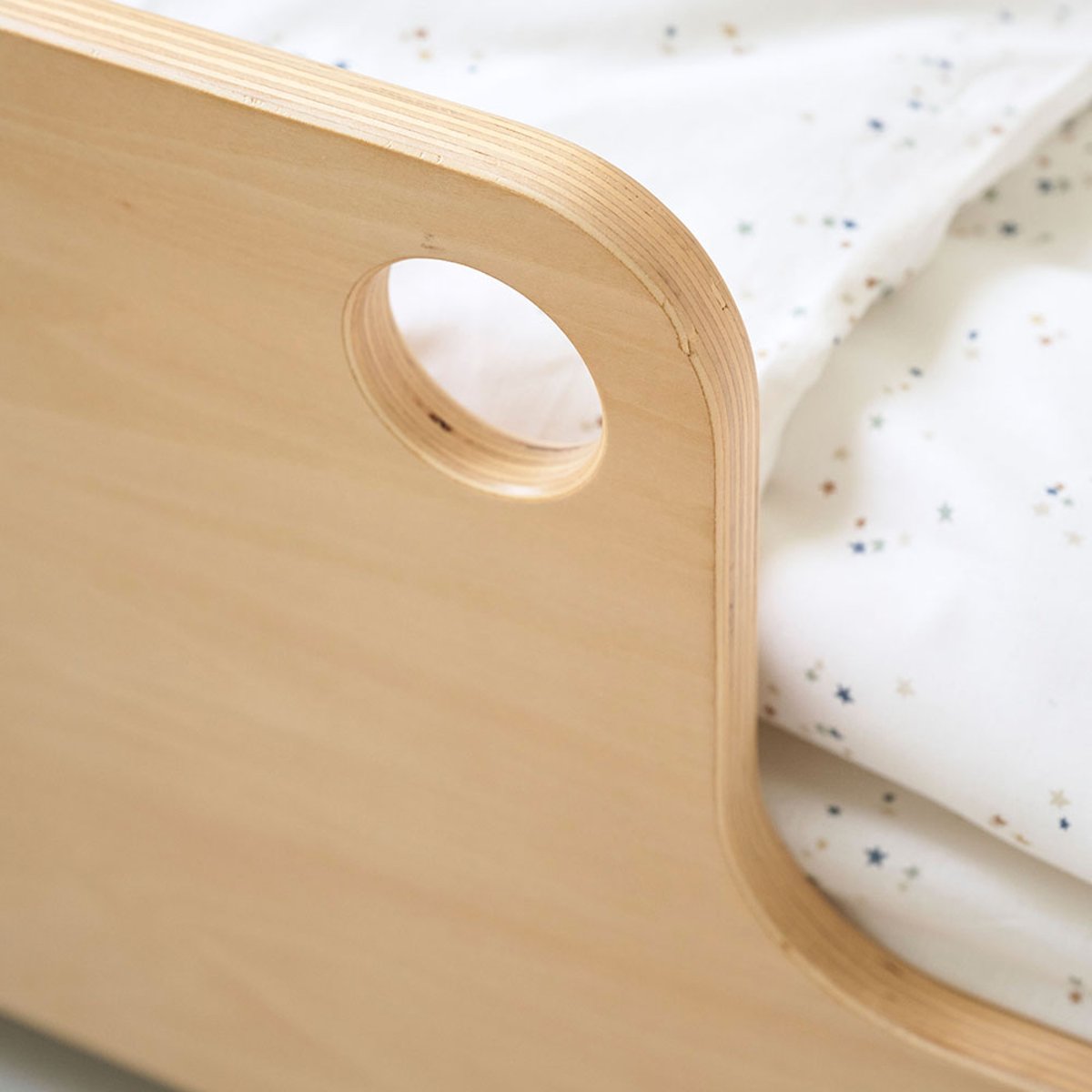 Lit au sol montessori ELLIPSE naturel, PETITE AMELIE