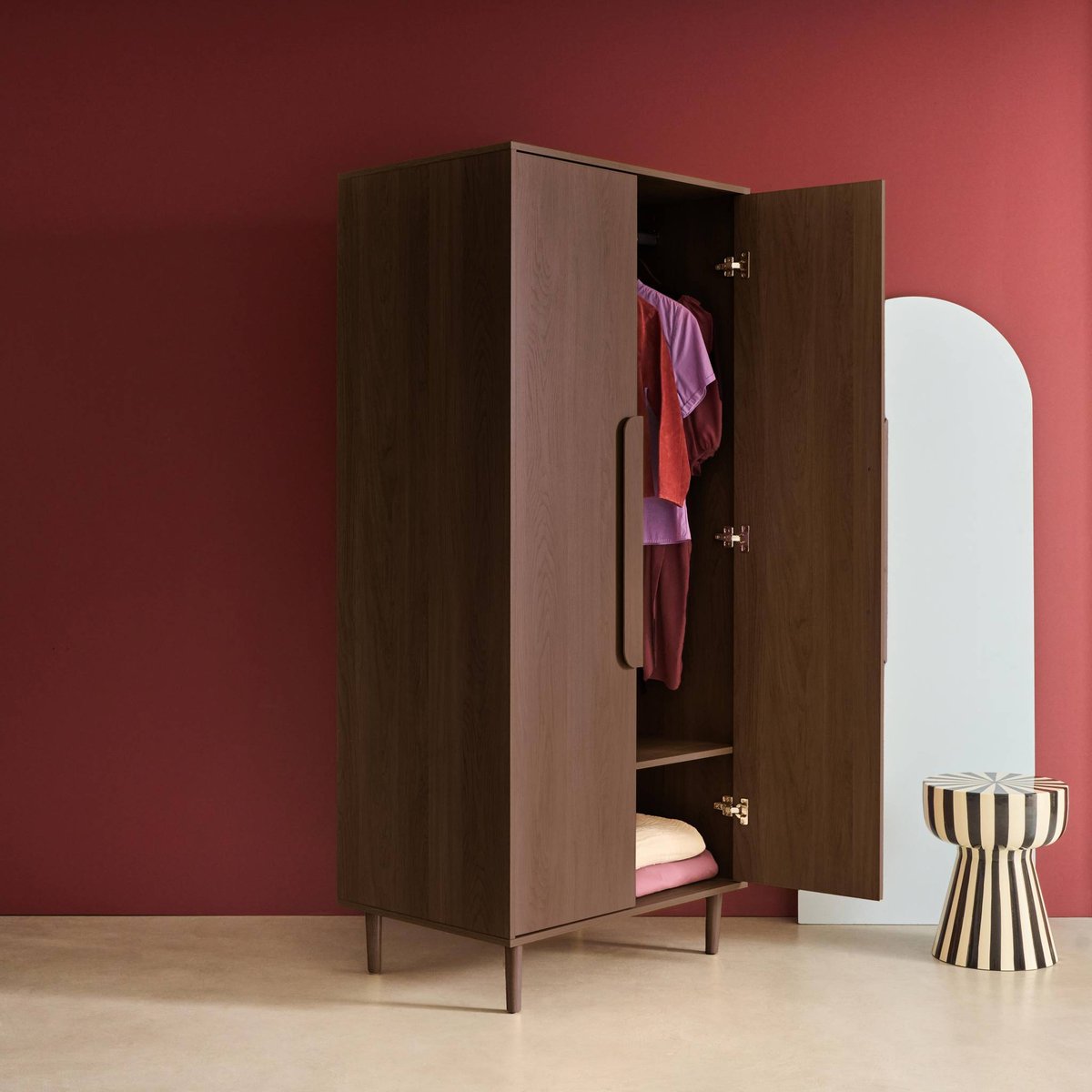 Armoire dressing décor bois 2 portes, étagères et penderie JULIANA noyer, SWEEEK