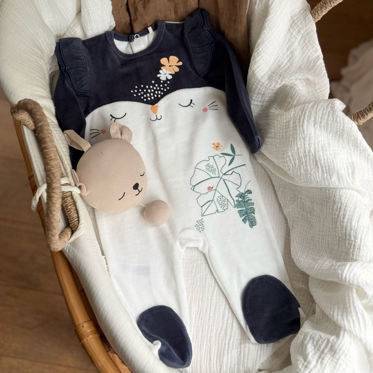 Pyjama bébé en velours Holamuchacha ecru, PETIT BEGUIN