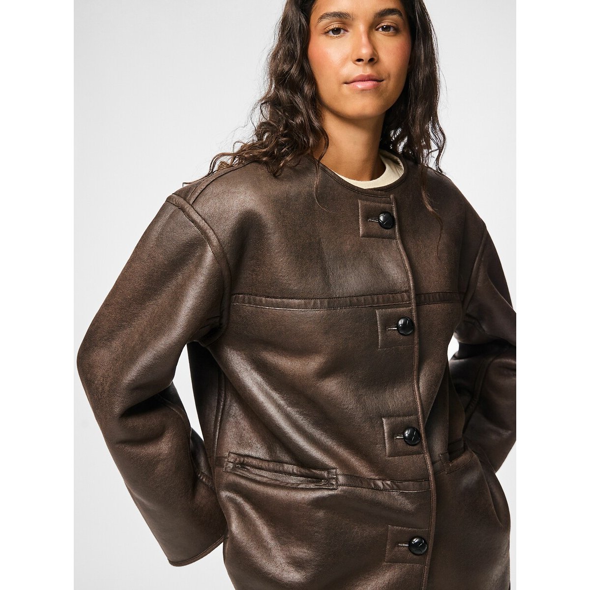 Casaco reversível, em sherpa cru, PIECES