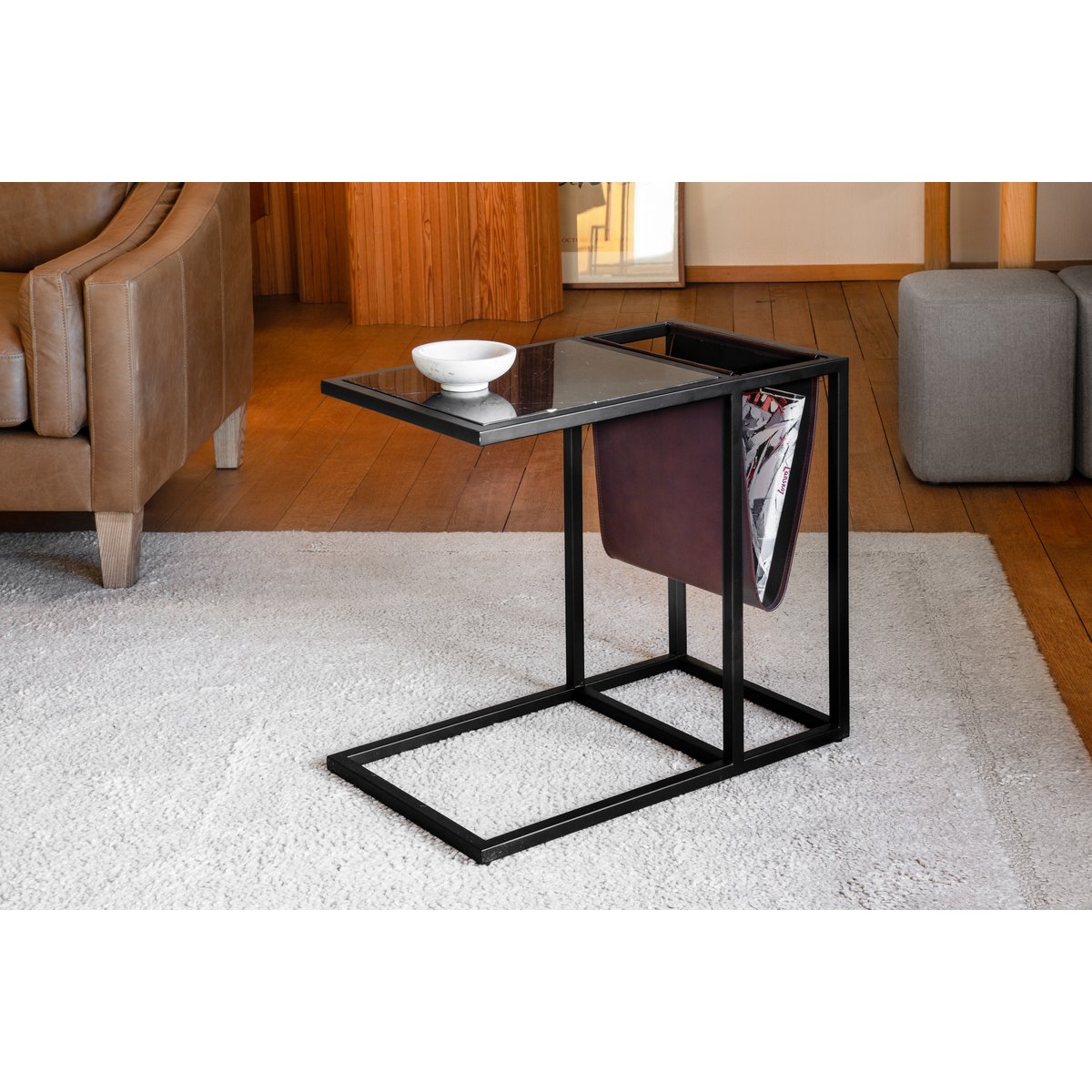 Table porte-revues en marbre NOORA noir, PRODUIT INTERIEUR BRUT