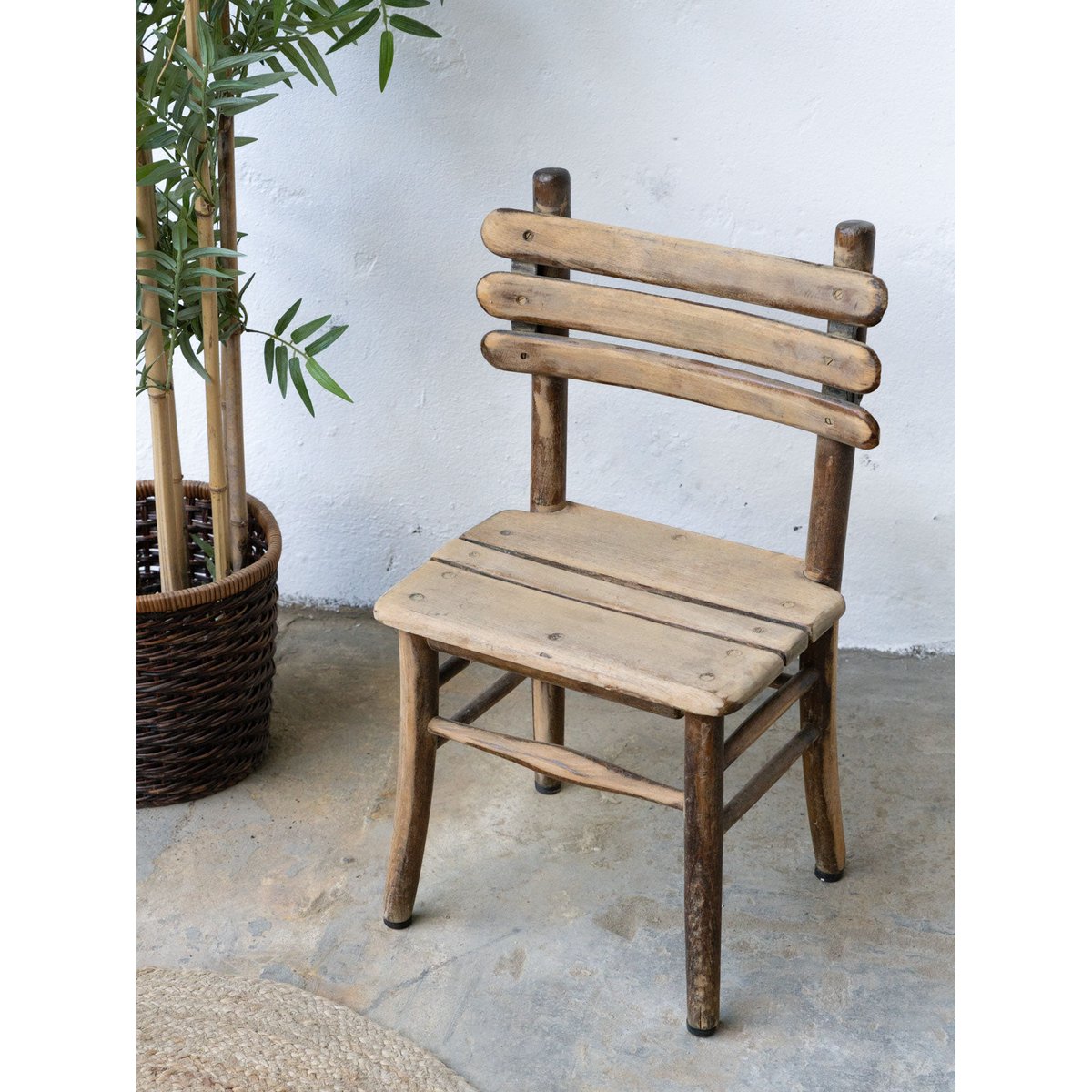 Chaise en bois à lattes pour enfant Ernestine N°1356 - Bon état bois clair, DEBONGOUT