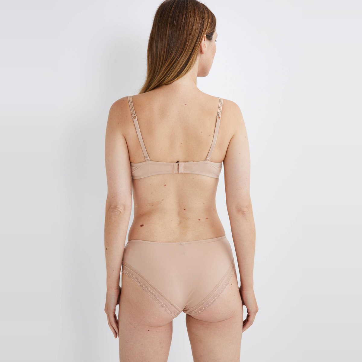 Soutien-gorge corbeille paddé IRIS en microfibre chair, MONOPRIX
