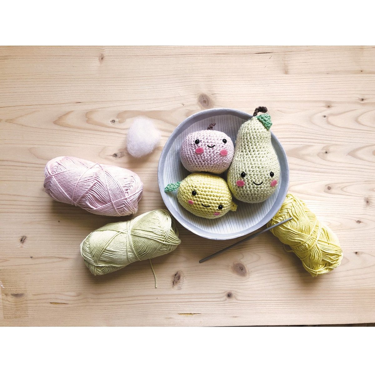 Kit de crochet Amigurumi Fruits rose, SYCOMORE