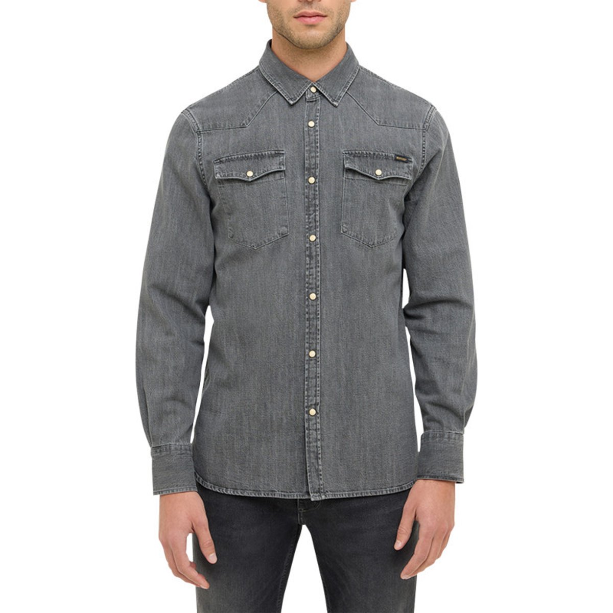 Chemise en coton anthracite avec un col chemise et poches sur la poitrine anthracite, MUSTANG