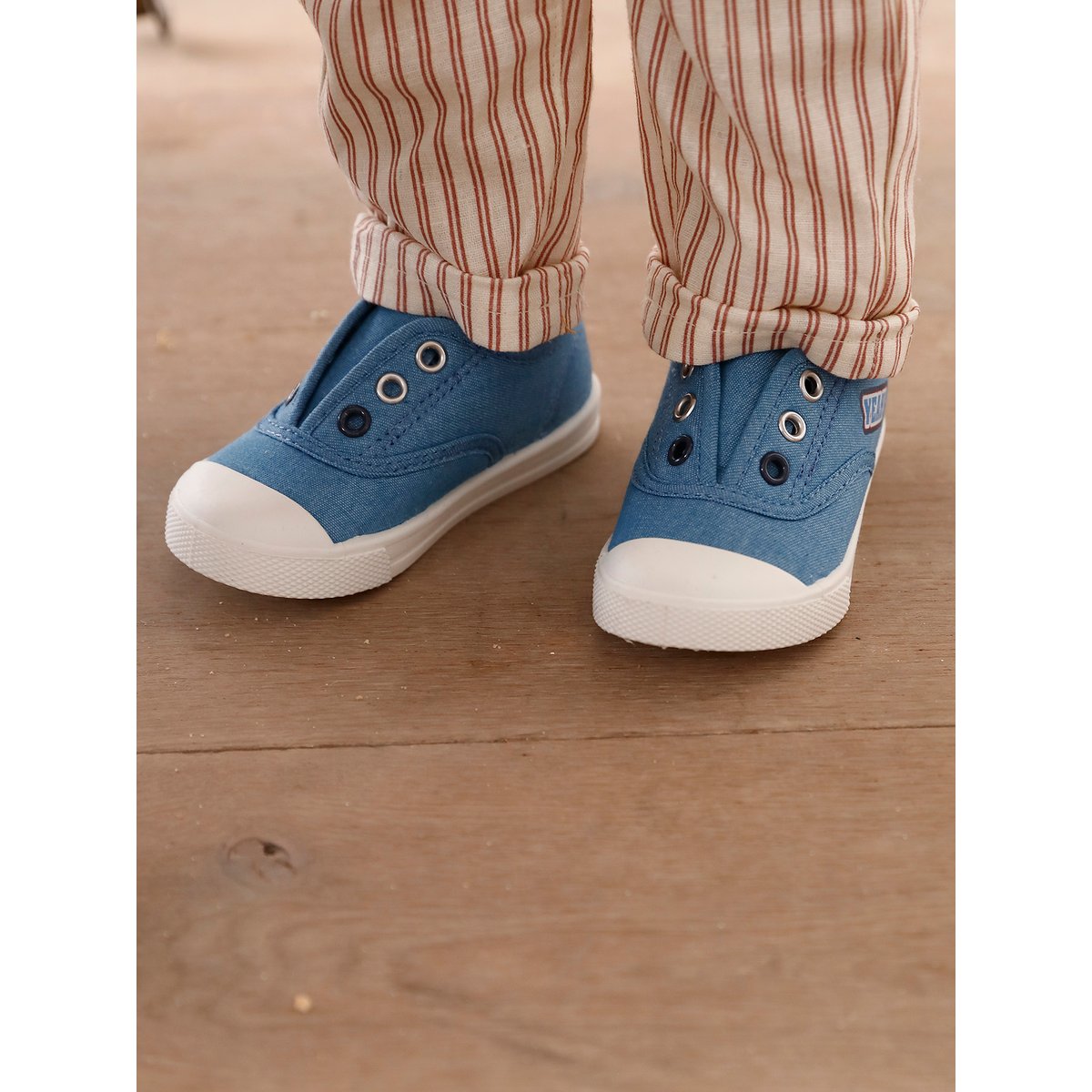 Baskets en toile bébé bleu jean, VERTBAUDET