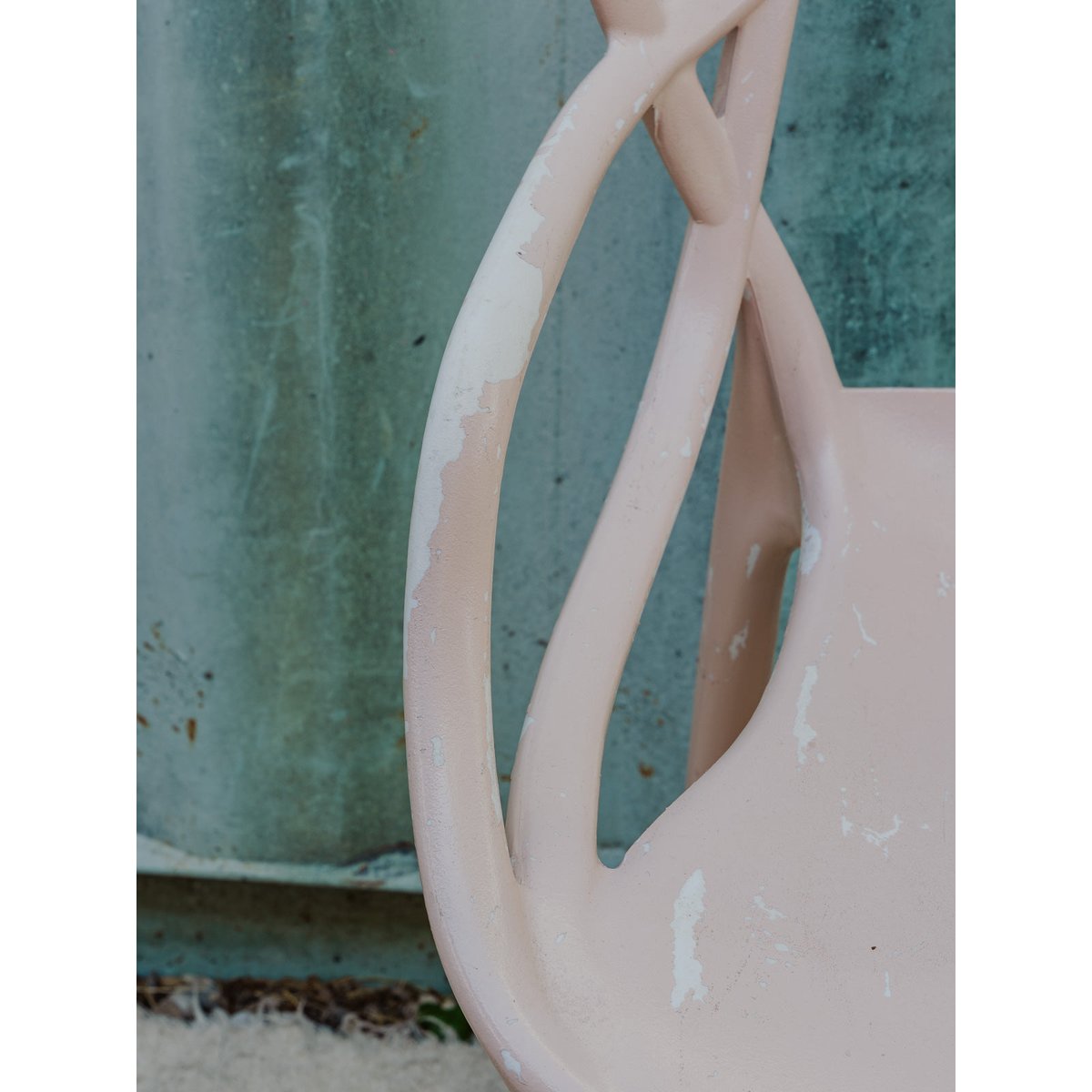 Lot de 4 fauteuils en plastique rose Jakob N°1413 - Bon état rose, DEBONGOUT