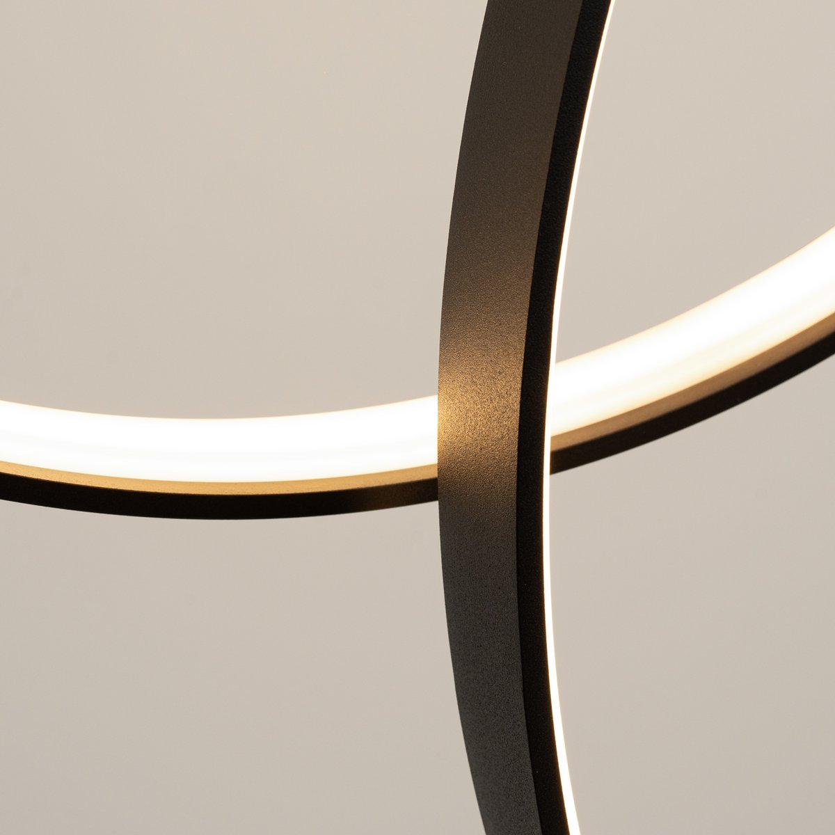 Suspension Aluminium Noir LED 5 Rio noir, EDEN
