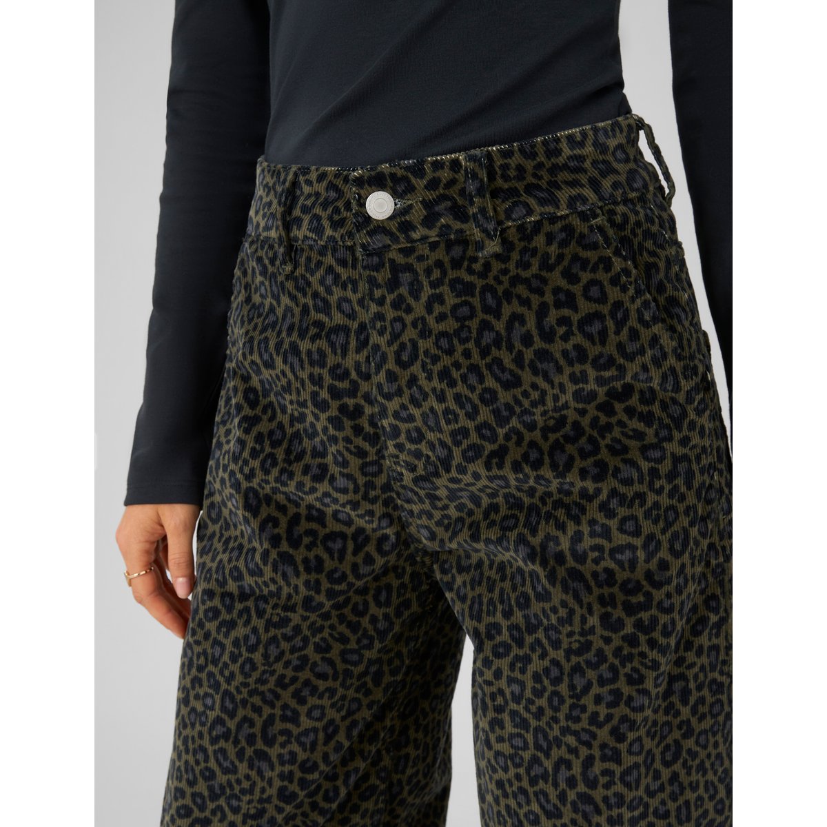 Pantalon imprimé coupe ballon vert kaki, BZB