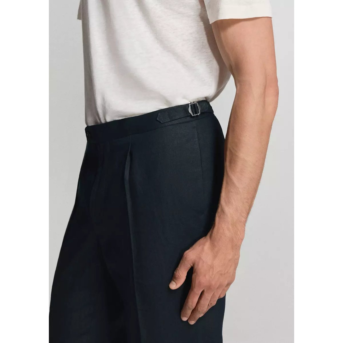 Pantalon 100 % lin à liens ajustables bleu marine, MANGO MAN