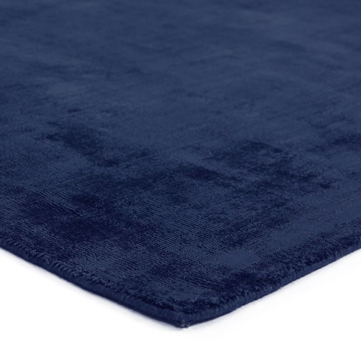 Tapis salon en viscose effet soyeux   LUXURY gris foncé, THE DECO FACTORY