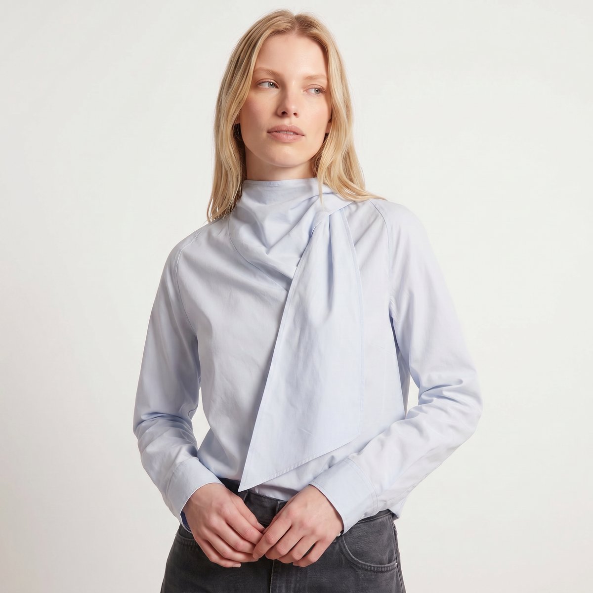 Chemise structurée, col à nouer et manches longues VALIA bleu, ARTLOVE