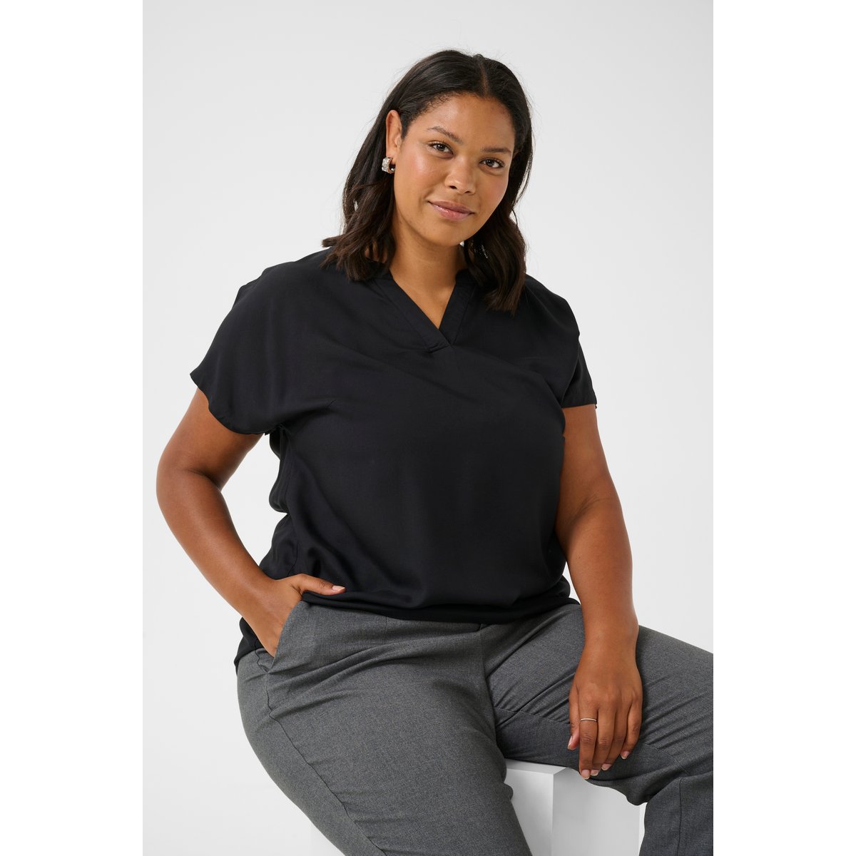 Blouse with short sleeve noir black, KAFFE CURVE