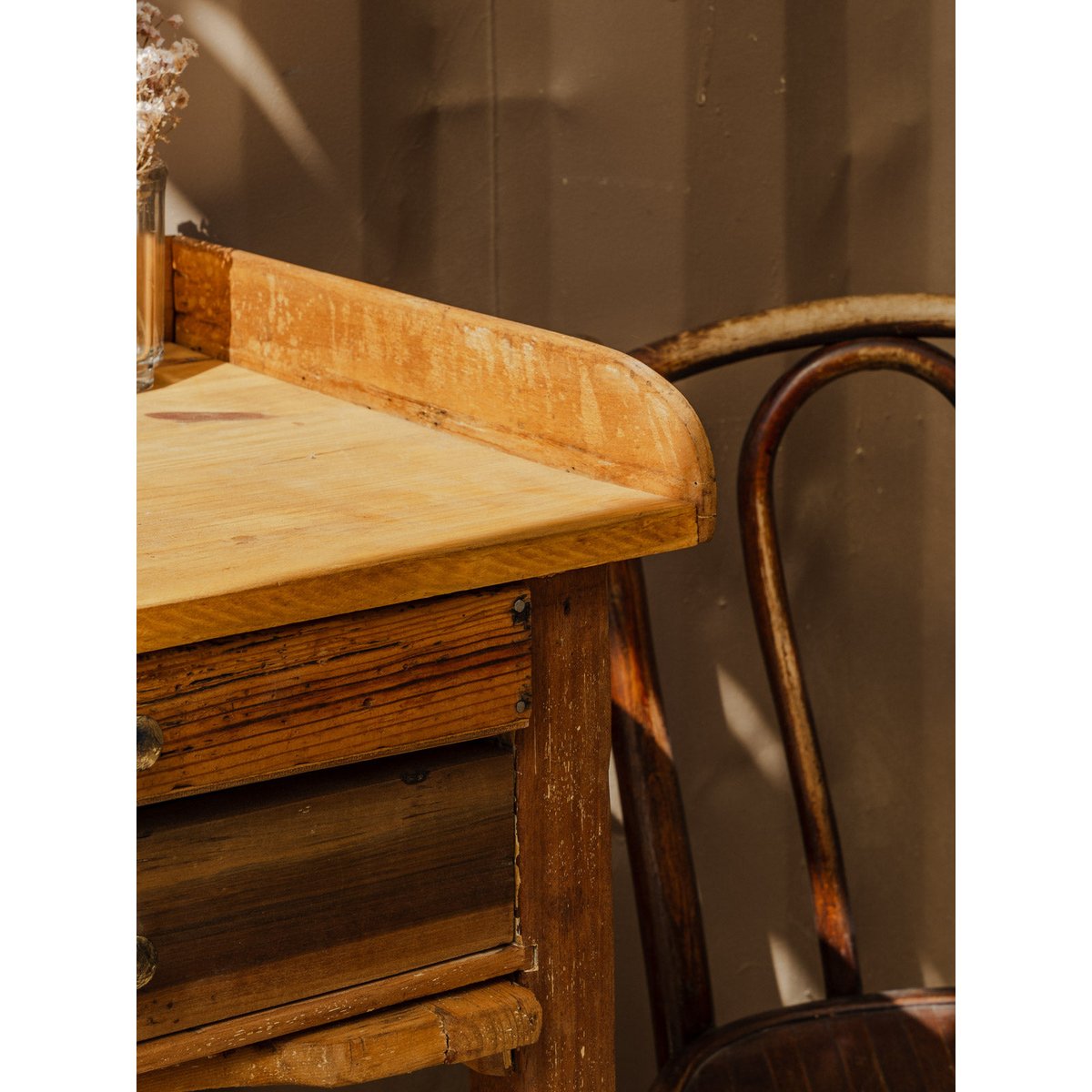Meuble de bijoutier en bois Fernand N°390 - Bon état bois foncé, DEBONGOUT